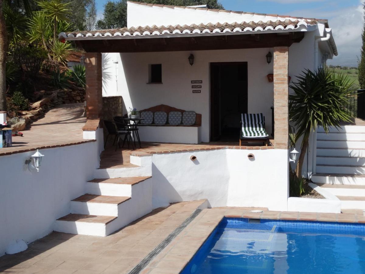 B&B Cortijo Loma Leon Cútar Kültér fotó
